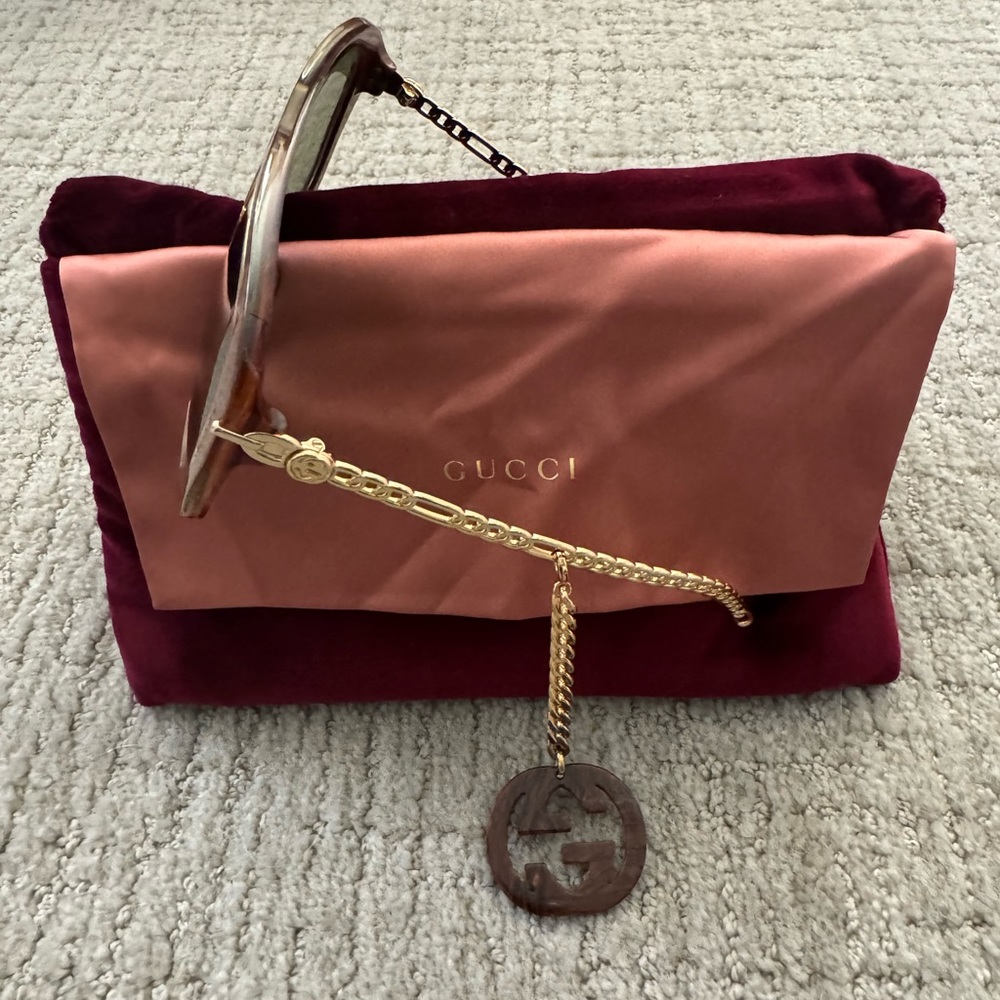 Gucci sunglasses